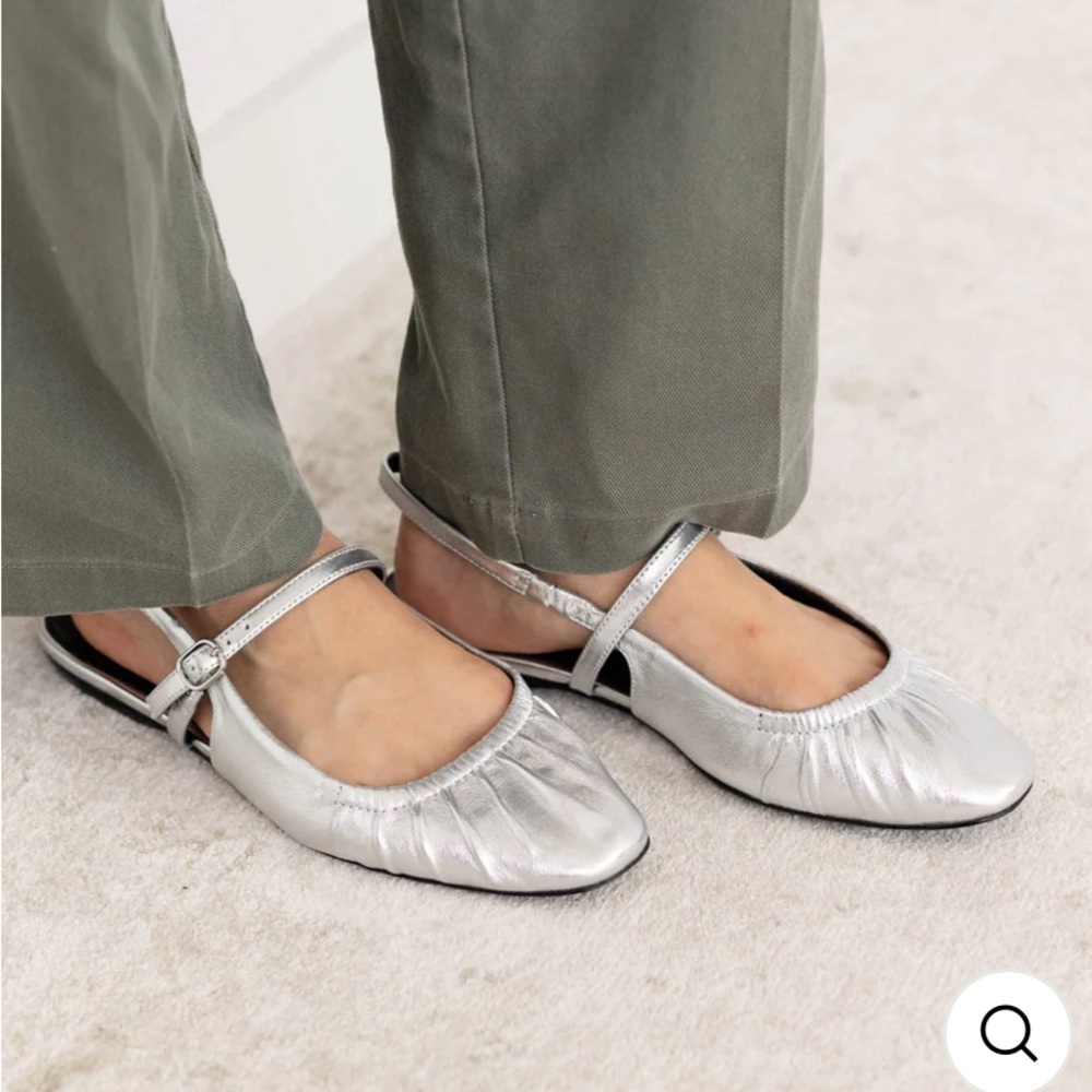 Steve Madden Garson Sling Ballet Flat in Silver Leather